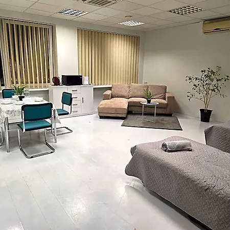 Hostel Transhostel Kaktus